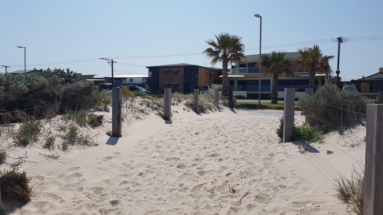 Acushla Accommodation Esplanade Living Self Check-In Self Check-Out West Beach Exterior photo